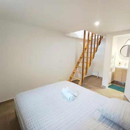 Charming Duplex Apartman